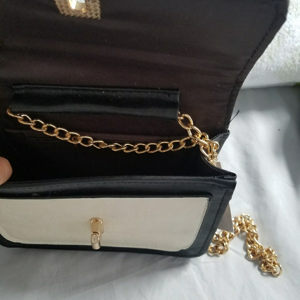 *Bundle only* - Picture 3 of 4